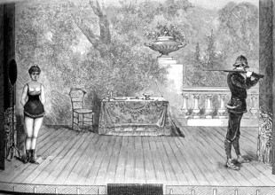 Tir américain à dos tourné