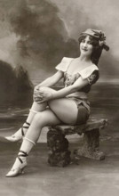 Carte postale d'une baigneuse
