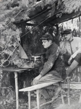 Poste de transmission par T.S.F. et combinaison téléphonique