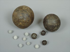 2 cannonballs and grapeshot from the Waterloo battle field