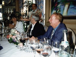 Charles Trenet en compagnie de Virginie Lemoine, Charles Aznavour