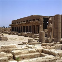 Karnak, Temple d’Amon-Rê, façade occidentale de la salle des fêtes de Thoutmosis III