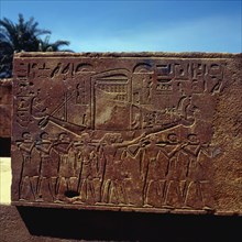 Karnak, Temple d’Amon-Rê, bloc de la chapelle d’Hatshepsout