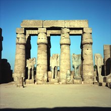 Louxor, Cour de Ramsès II