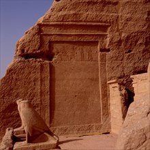 Abu Simbel, Large temple of Ramses II. Stele on the south side of the façade