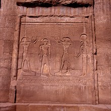Esna, Bas-relief de la façade du temple