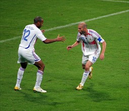 Zinedine Zidane et Thierry Henry