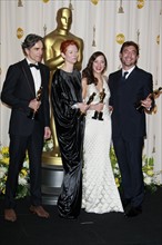 Daniel Day-Lewis, Tilda Swinton, Marion Cotillard, et Javier Bardem après la cérémonie des Oscars