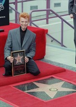 DAVID BOWIE RECEIVES STAR
ON THE HOLLYWOOD WALK OF FAME
20/02/1997
J60C12C