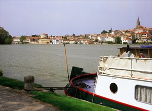 Castelnaudary, basin of the Midi Canal, east side