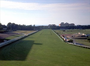 View from the  Saint-Cloud mirador towards the track, northwest side