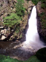 Limousin : les cascades de Gimel : troisième cascade, la Queue de Cheval