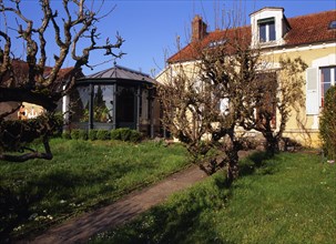 Jardin et véranda  / 89 Yonne / Rég. Bourgogne / France