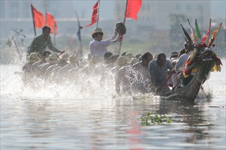 china:competition des bateaux de dragon le 5 mai calendrier lunaire 2008