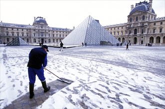 20/02/1996. LA NEIGE A PARIS