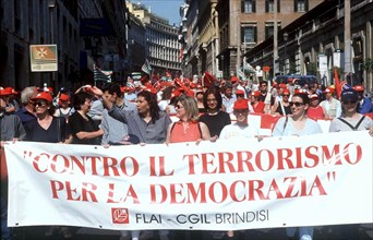 ITALY. ROMA. MAY 29, 1999. DEMONSTRATION AGAINST TERRORISM