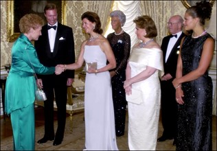 05/03/2001. Visit of Queen Silvia and Princess Victoria in Luxembourg