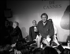 05/12/2001. 54th Cannes film festival: Press conference and photocall of "CQ" team.