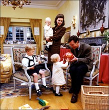 09/21/2001. Prince Guillaume of Luxembourg and Princesse Sibilla at home with their children