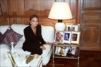 09/00/2001.  Close-up Farah Pahlavi empress of Iran at home.