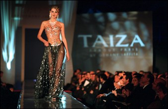 03/05/2002. Taiza fashion show at the National school fine arts in Paris.