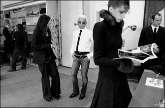 07/09/2002. Fall-winter 2002-03 Haute Couture collections: the backstage of Chanel's fashion show