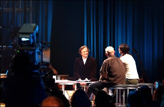 10/22/2002. Guillaume Durand's Trafic.Musique TV show.