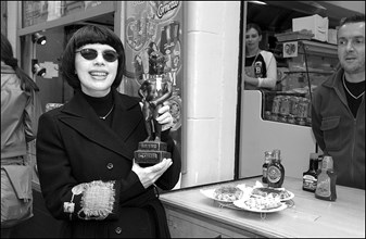 11/00/2002.  French singer Mireille Mathieu returns on the musical scene with a new CD and tour in France and Europe.