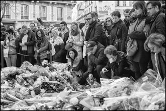 Hommage aux victimes des attentats du 13 novembre 2015 à Paris
