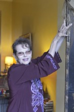 Claudia Cardinale chez elle à Paris