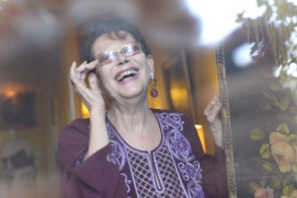 Claudia Cardinale chez elle à Paris