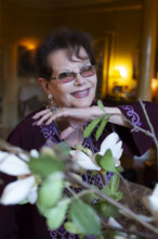 Claudia Cardinale chez elle à Paris