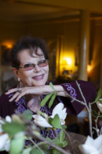 Claudia Cardinale chez elle à Paris