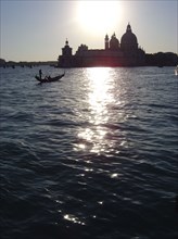 Coucher de soleil sur le bassin de Saint-Marc à Venise