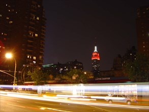 Vue de nuit de l'Empire State Building à New-York