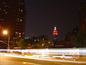 Night view of the Empire State Building in New York