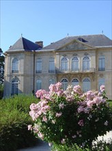 Façade donnant sur le jardin du Musée Rodin à Paris