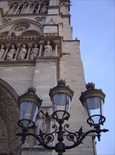 Détail de la façade de la cathédrale Notre Dame de Paris