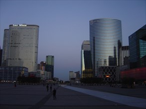 Parvis de la Défense
