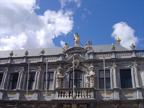 Bruges. Prévôté (Proosdij), Place du Bourg (Burg) façade de style baroque (1665-66), ancien siège