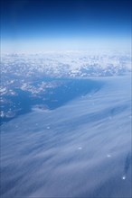 Groenland. Vue aérienne, côte sud-est près du Cap Farewell, terre du Roi Frédéric VI, (été 2008,