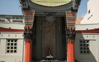 Grauman's Chinese Theatre, 6925 Hollywood Boulevard, Walk of Fame
