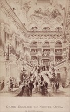 Grand escalier de l'Opéra Garnier à Paris