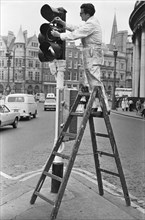 Ouvrier travaillant sur la chaussée, à Dublin