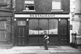 Façade d'un restaurant à Dublin, 1975