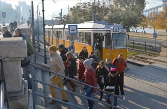 Arrêt de tram à Budapest
