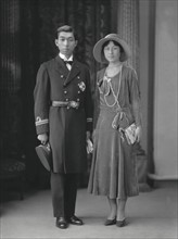 Le Prince impérial Nobuhito et la princesse, vers 1925