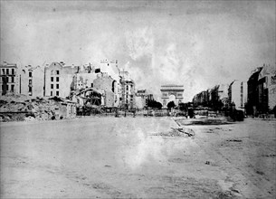 The Paris Commune: ruins near Porte Maillot