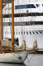 Yachts dans le port de Monaco