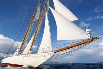 Les voiliers Eléonora et Moonbean aux Voiles de St Tropez